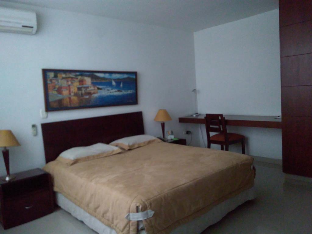 Hotel Cuarta Avenida Cali Exterior foto