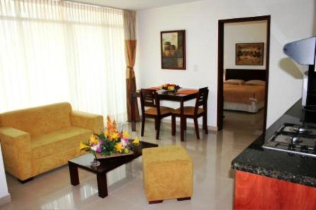 Hotel Cuarta Avenida Cali Exterior foto